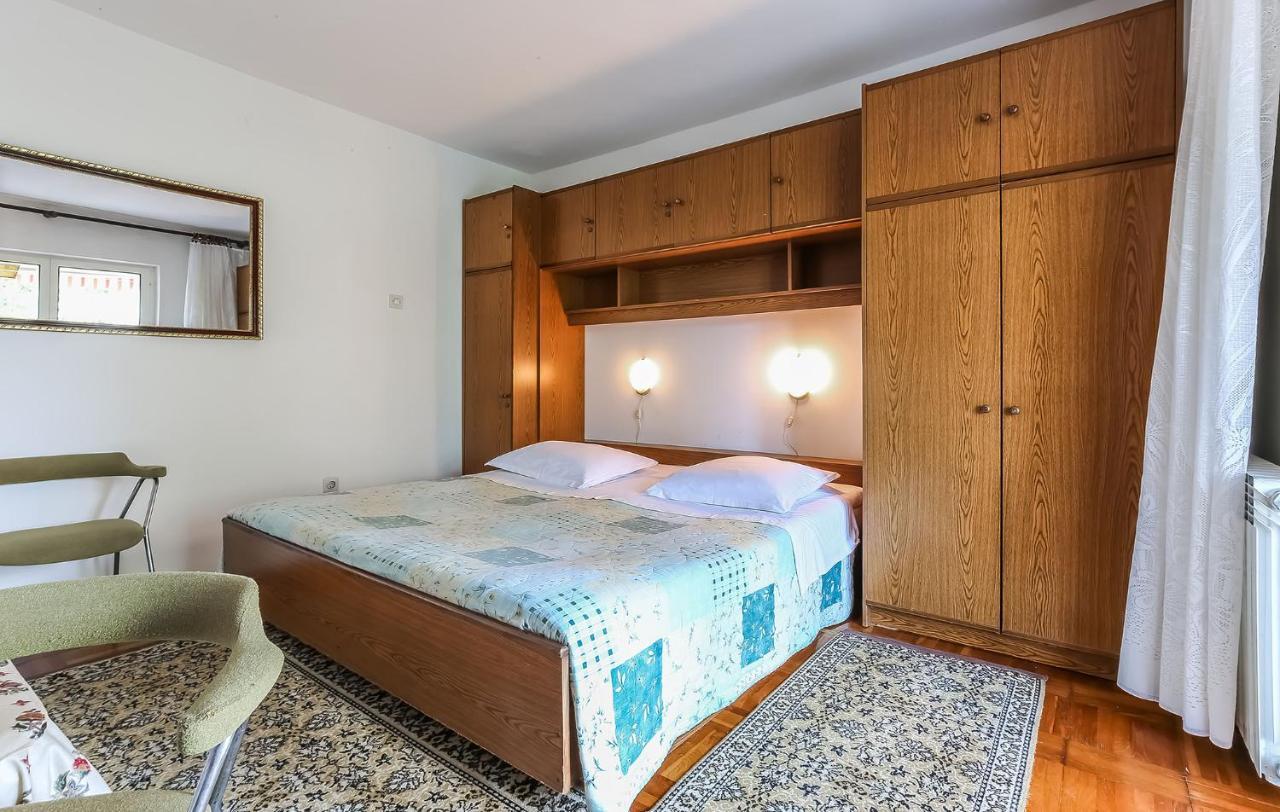 Apartamento Ana Poreč Exterior foto
